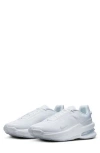 Nike Air Zoom Upturn Sc Sneaker In White