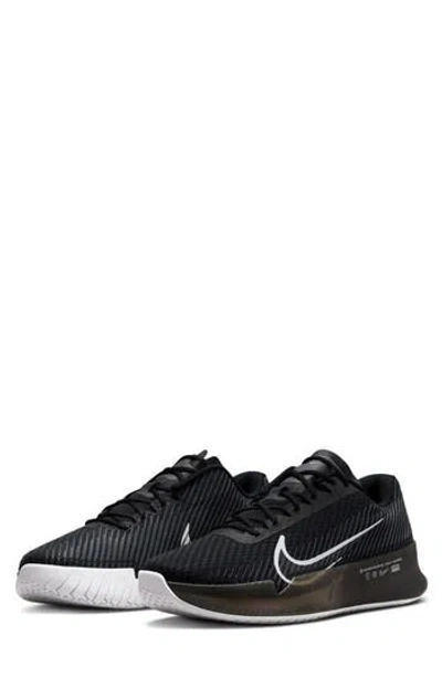 Nike Air Zoom Vapor 11 Hard Court Tennis Sneaker In Black/white/anthracite