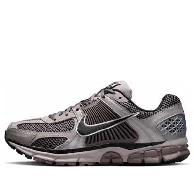 NIKE NIKE AIR ZOOM VOMERO 5 'COLLEGE GREY'