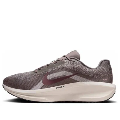 NIKE NIKE AIR ZOOM WINFLO 11 'CAVE STONE BURGUNDY CRUSH'
