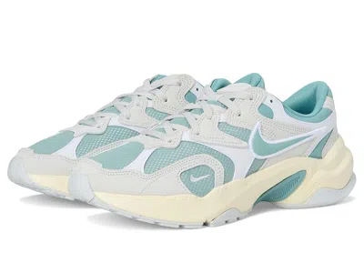 NIKE AL8
