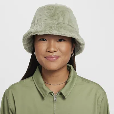 Nike Apex Big Kids' Bucket Hat In Green
