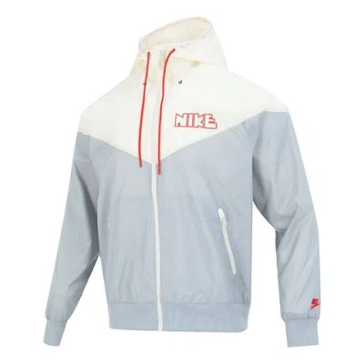 Nike As Wr Woven+ Lnd Jacket In Blue