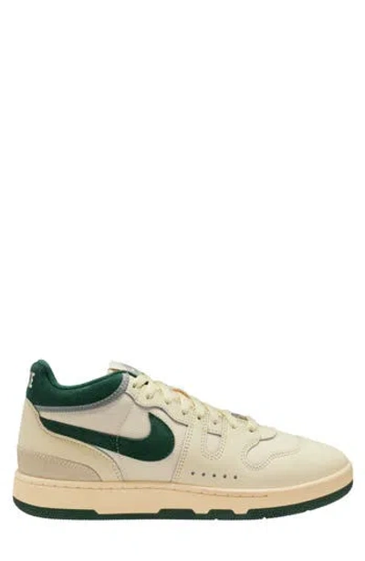 NIKE NIKE ATTACK TENNIS SNEAKER