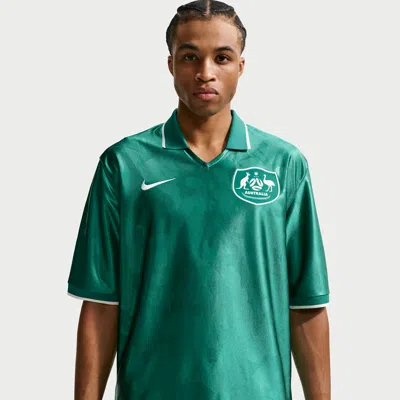 Nike Australia Energy Dri-fit Short-sleeved T-shirt In Green