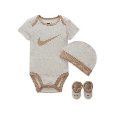 Nike Baby Swoosh 3-piece Boxed Set In White