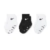 Nike Baby/toddler Gripper Ankle Socks (3 Pairs) In White