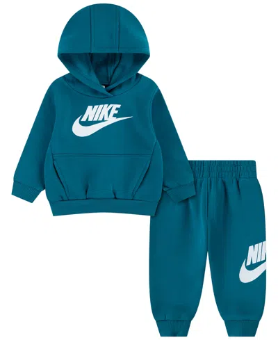 Nike Baby Boys 2-piece Club Fleece Hoodie And Pants Set In Green