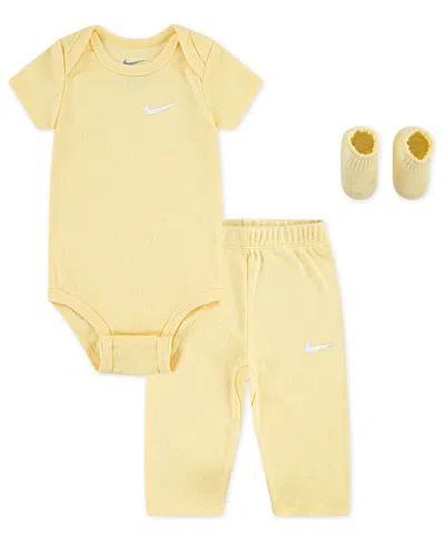 Nike Baby Boys' And Baby Girls' Pointelle Bodysuit, Pants And Socks, 3-piece Set In Yellow