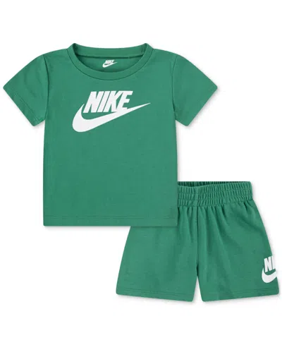 Nike Baby Club T-shirt & Shorts, 2 Piece Set In Stadium Green