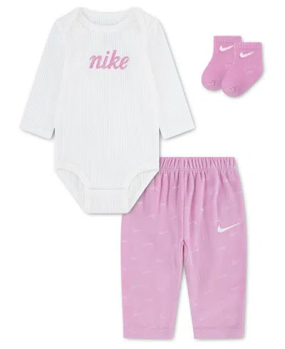 Nike Baby Girls' Dream Float Long-sleeve Jersey Bodysuit, Pants, And Socks, 3-piece Set In Pink
