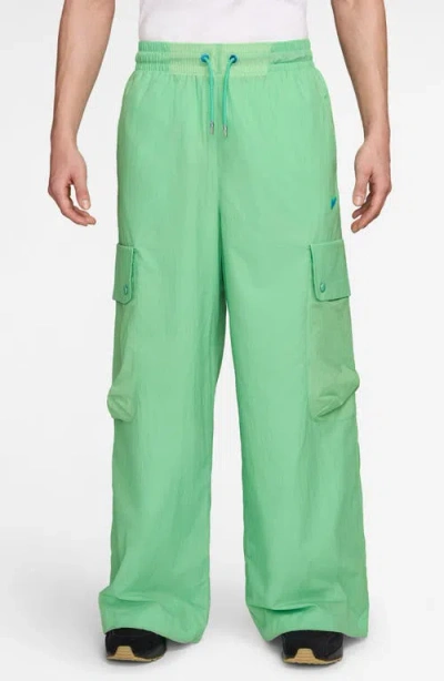 NIKE NIKE BAGGY CARGO PANTS