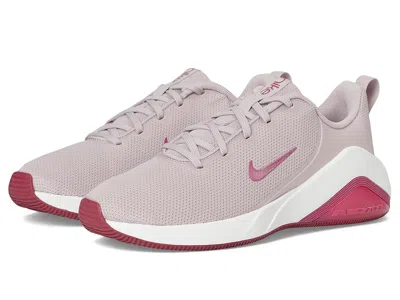 NIKE BELLA 7