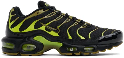 Nike Black & Green Air Max Plus Sneakers In Black/black-cyber-pa
