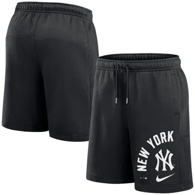 Nike Black New York Yankees Arched Kicker Shorts In Black,red