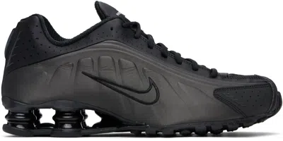 NIKE BLACK SHOX R4 SNEAKERS