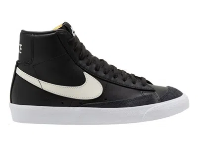 Pre-owned Nike Blazer 77 Mid (women's) Sneakers In Black/white