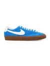 Nike Women's Low Shoe W Blazer Low 77 Vintage Photo Blue/sail/gum Med Brown/black