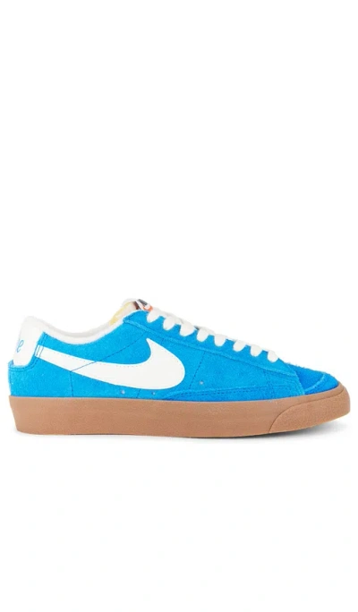 Nike Blazer Low '77 Vintage Sneaker In Photo Blue  Sail  Gum Medium Brown  & Bl