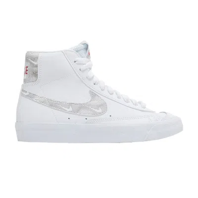 Pre-owned Nike Blazer Mid '77 Gs 'white Logo Print' | Kid's Size 5.5