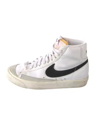 Pre-owned Nike Blazer Mid 77 White Black Athletic Sneakers