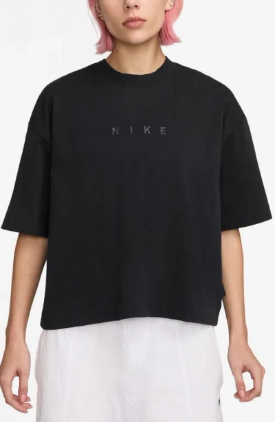 Nike Boxy Midweight Cotton T-shirt In Black
