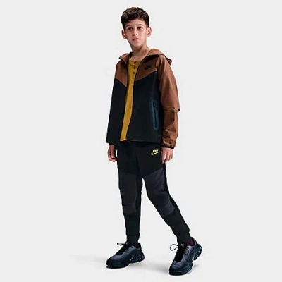 Nike Boys Big Kids Sportswear Tech Fleece Jogger Pants In Black