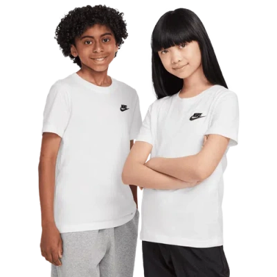 NIKE BOYS NIKE NSW EMB FUTURA T-SHIRT