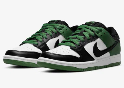 Pre-owned Nike Bq6817-302  Sb Dunk Low Pro Black And Classic Green Black White (men's)