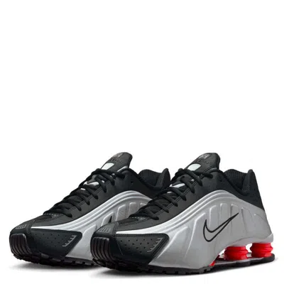 Pre-owned Nike Bv1111-008  Shox R4 Og Black And Metallic Silver (men's)