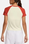 Nike Chill Graphic T-shirt In White