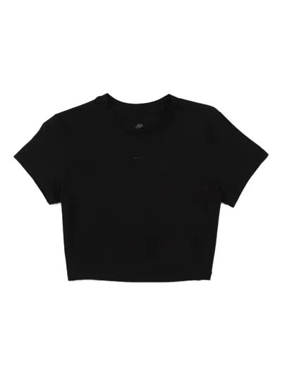 Nike Chill Knit Cropped T-shirt In Black