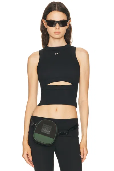 Nike Chill Knit Rib Tank Top In Black