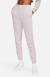 Nike Chill Terry Sweatpants