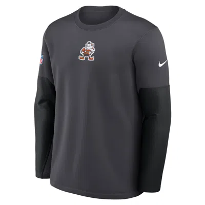 Nike Cleveland Browns Scripted To Win Sideline Coach  Men's Therma-fit Nfl Long-sleeve T-shirt In Gray