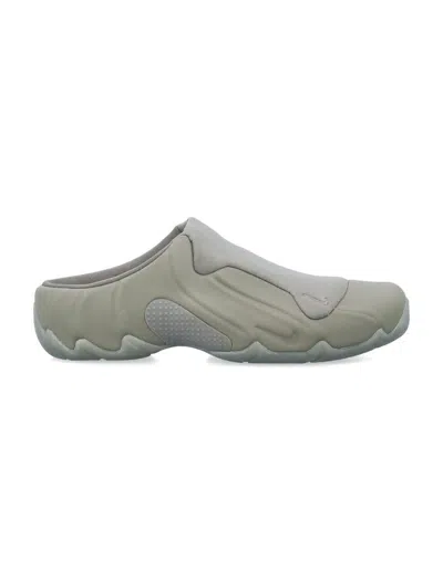 Nike Clogposite In Green