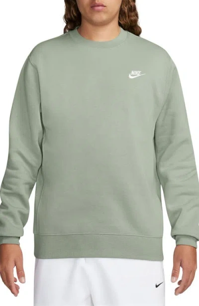 Nike Men's Club Fleece Crew Sweatshirt In Jade Horizon,white