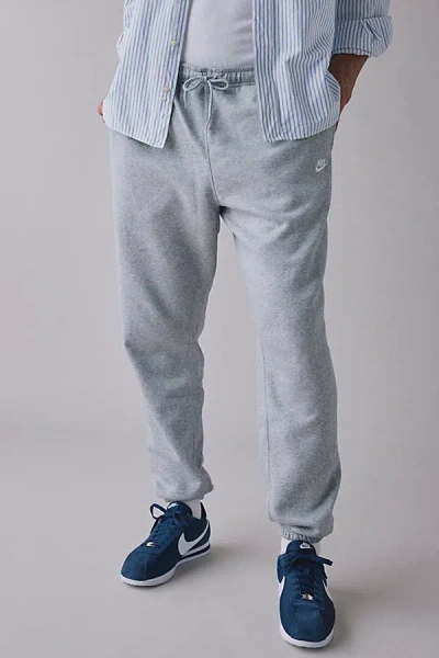 Nike Club Fleece Jogger Sweatpant In Dark Grey, Men's At Urban Outfitters