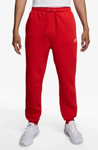 Nike Club Fleece Joggers In Red