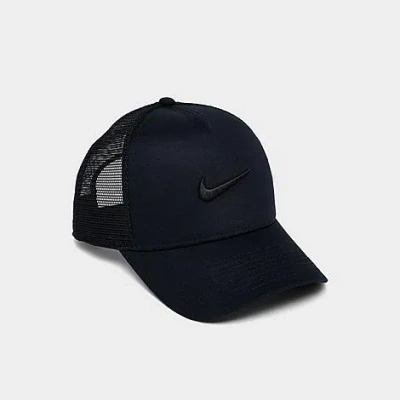 Nike Club Trucker Hat In Black/black