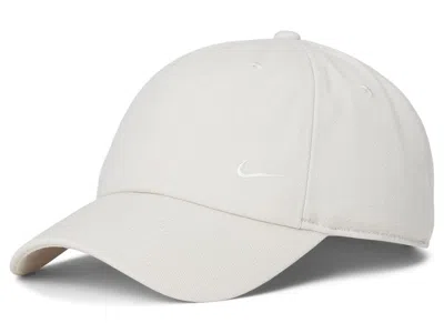 Nike Club Unstructured Cap Baseball Caps Light Orewood Brown/sail: Lg/xl In White