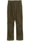 Nike Computational Track Pants In Grün