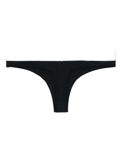 Nike Contrast-band Thong In Black