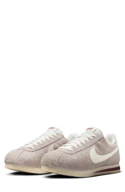 NIKE NIKE CORTEZ SE SNEAKER