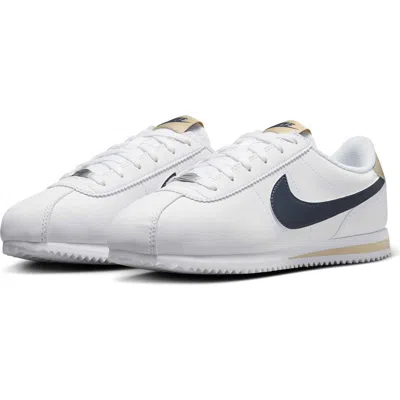 Nike Cortez Sneaker
