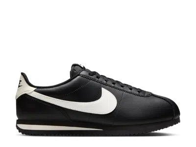 Nike Cortez Sneaker In Black