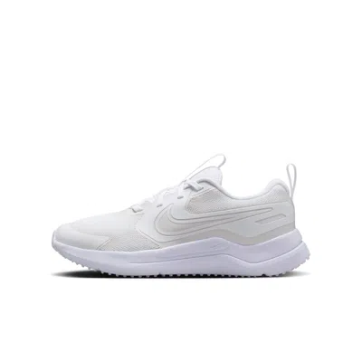 Nike Babies' Cosmic Runner Big Kids' Road Running Shoes In White