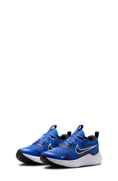 NIKE NIKE COSMIC RUNNER RUNNING SHOE