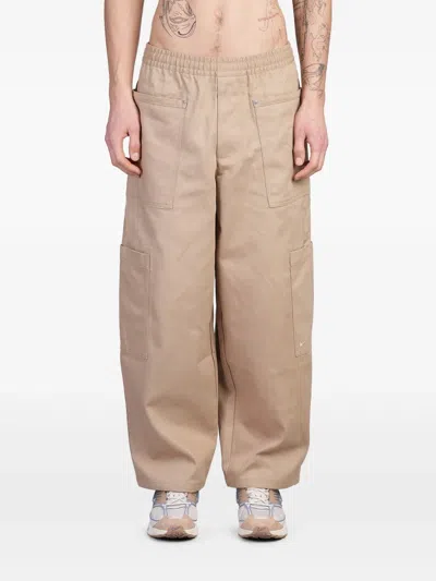 Nike Hose Mit Weitem Bein In Neutral