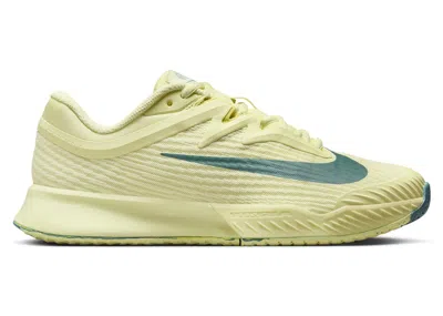 Pre-owned Nike Court Air Zoom Vapor Pro 3 Premium Hc Mineral Teal (women's) Sneakers In Luminous Green/high Voltage